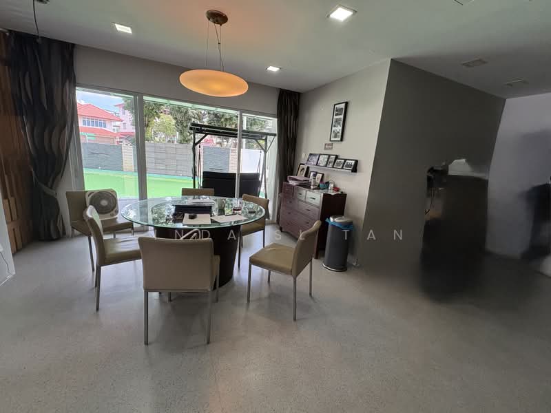 Tai Keng Gardens, Tai Keng Gardens, 5 Bedrooms, 4,778 sqft, Corner Terrace For Sale, by Linda SL Tan, 500186344 - Dining Room - PropertyGuru.com.sg