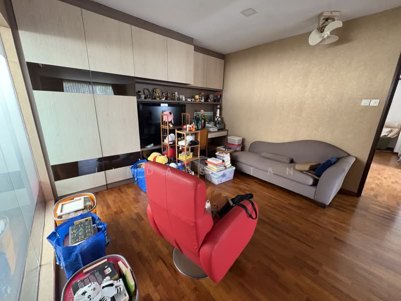 Tai Keng Gardens, Tai Keng Gardens, 5 Bedrooms, 4,778 sqft, Corner Terrace For Sale, by Linda SL Tan, 500186344 - Part of spacious Master Room - PropertyGuru.com.sg
