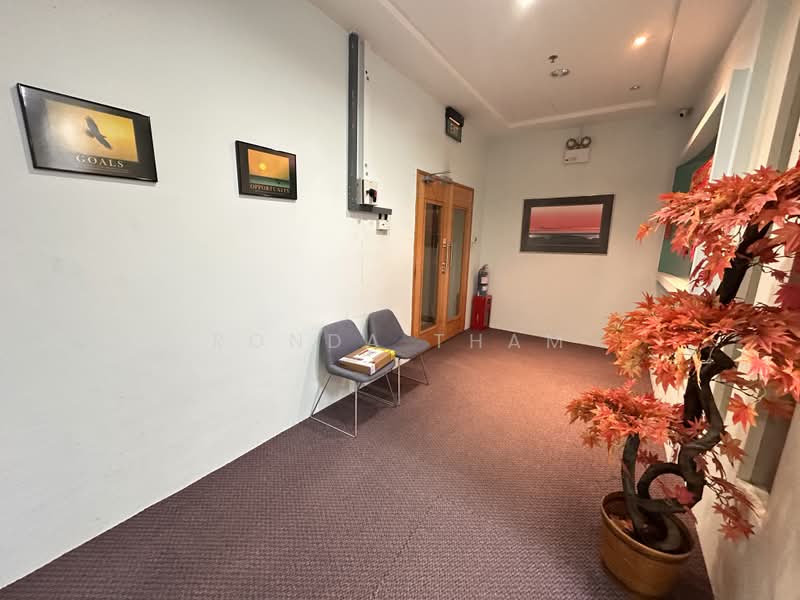 Ubi Techpark, 10 Ubi Crescent, Eunos / Geylang / Paya Lebar, 2,056 sqft, Light Industrial (B1) For Rent, by Ronda Tham, 500186345 - Entrance - CommercialGuru.com.sg