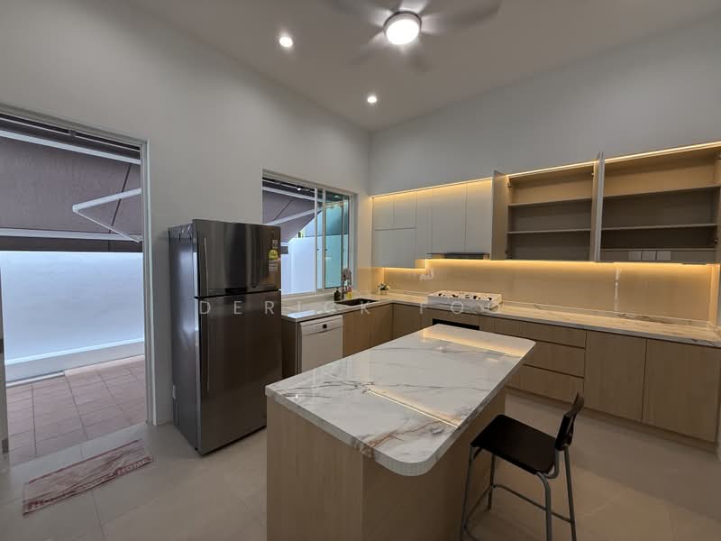 Faber Garden Estate, Jalan Seruling, 5 Bedrooms, 3,054 sqft, Semi-Detached House For Rent, by Derick Foo, 500186346 - Kitchen - PropertyGuru.com.sg