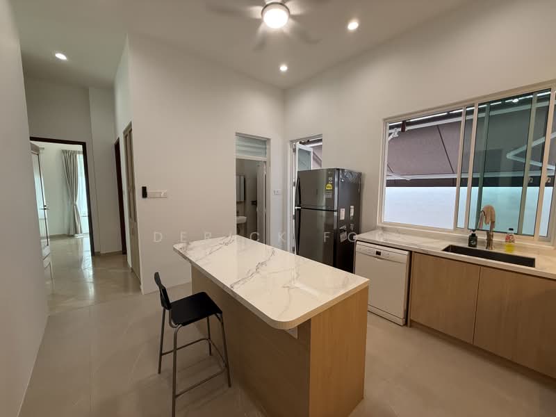 Faber Garden Estate, Jalan Seruling, 5 Bedrooms, 3,054 sqft, Semi-Detached House For Rent, by Derick Foo, 500186346 - Kitchen - PropertyGuru.com.sg