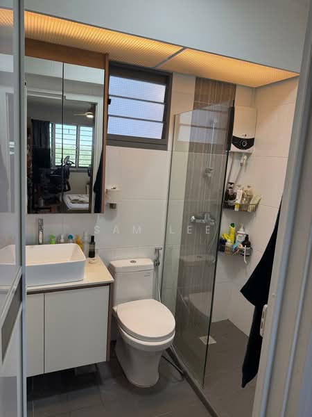 659A Punggol East, 659A Punggol East, 3 Bedrooms, 1,001 sqft, HDB Flat For Sale, by Sam Lee, 500186347 - Bathroom - PropertyGuru.com.sg