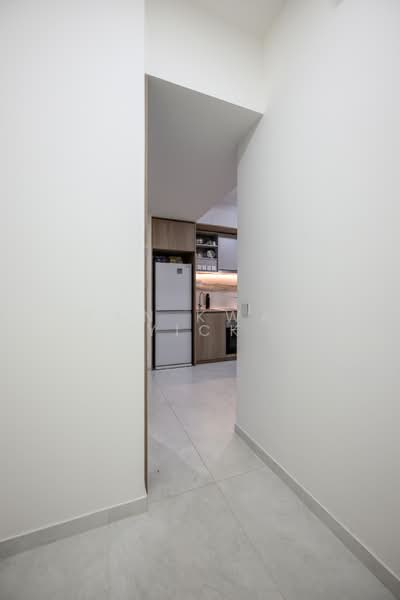 One-North Eden, 8 Slim Barracks Rise, 1 Bedroom, 517 sqft, Condominium For Sale, by Tan Kwan Yick, 500186373 - Kitchen - PropertyGuru.com.sg