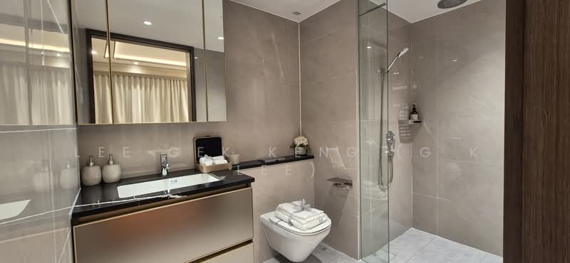 Chuan Park, 240 Lorong Chuan, 2 Bedrooms, 743 sqft, Condominium For Sale, by Lee Gek Keng (G K Lee), 500186386 - Bathroom - PropertyGuru.com.sg