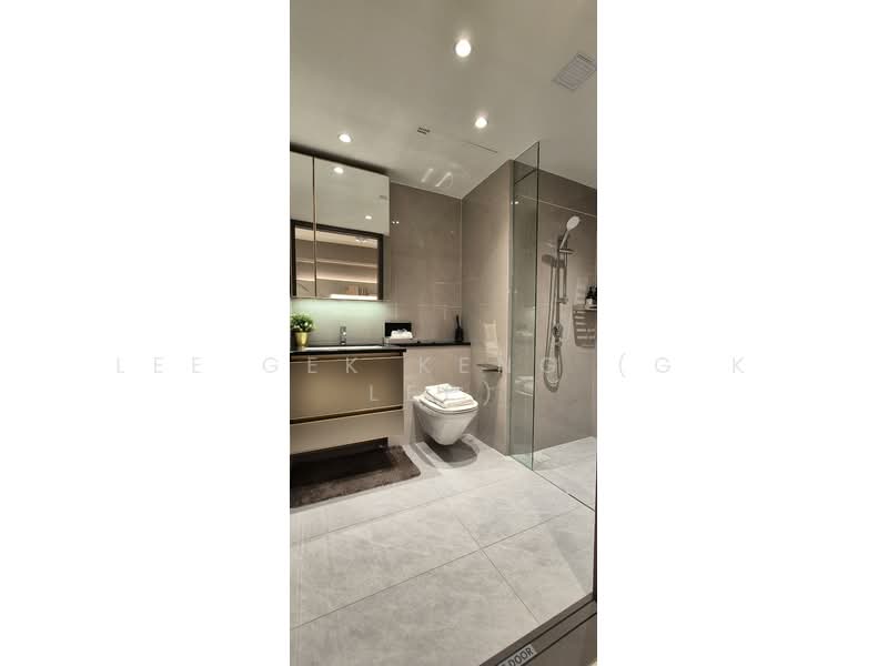 Chuan Park, 240 Lorong Chuan, Hougang / Punggol / Sengkang, 3 Bedrooms, 1,206 sqft, Condominium For Sale, by Lee Gek Keng (G K Lee), 500186392 - Bathroom - PropertyGuru.com.sg