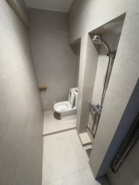 93 Jalan Dua, 93 Jalan Dua, 2 Bedrooms, 667 sqft, HDB Flat For Rent, by Norah Wang, 500186395 - Bathroom - PropertyGuru.com.sg