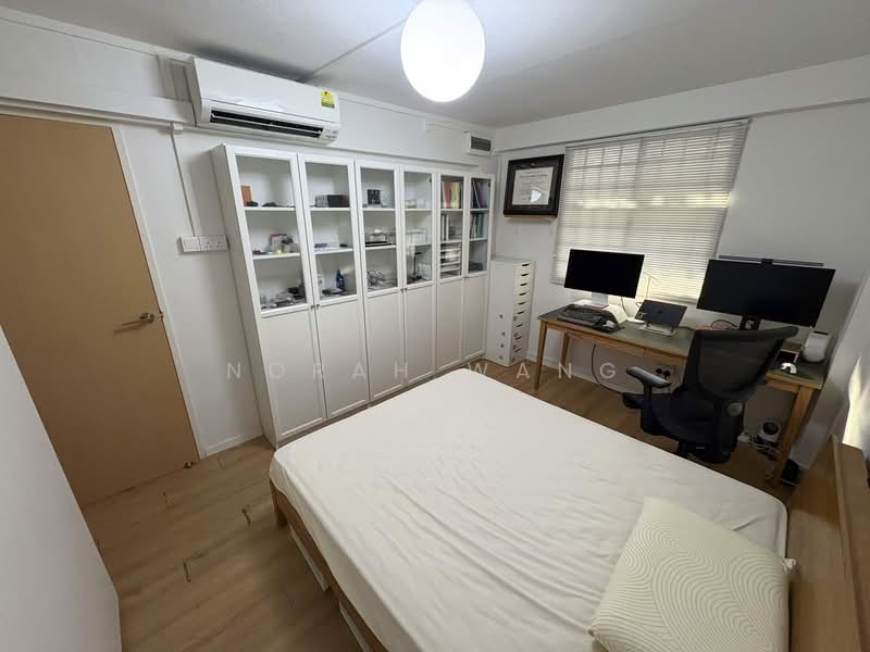 93 Jalan Dua, 93 Jalan Dua, 2 Bedrooms, 667 sqft, HDB Flat For Rent, by Norah Wang, 500186395 - Bedroom - PropertyGuru.com.sg
