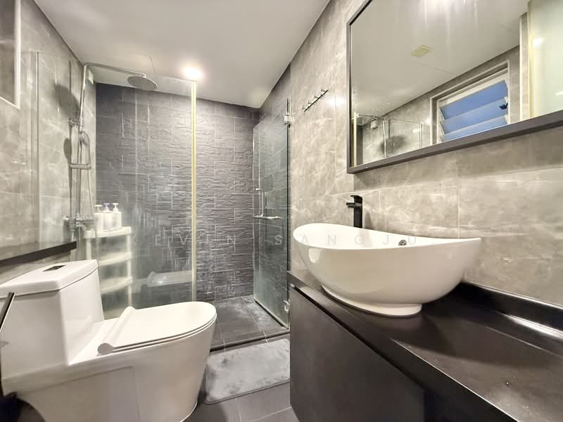 268B Compassvale Link, 268B Compassvale Link, 3 Bedrooms, 980 sqft, HDB Flat For Sale, by Kevin Sangju, 500186399 - Bathroom - PropertyGuru.com.sg