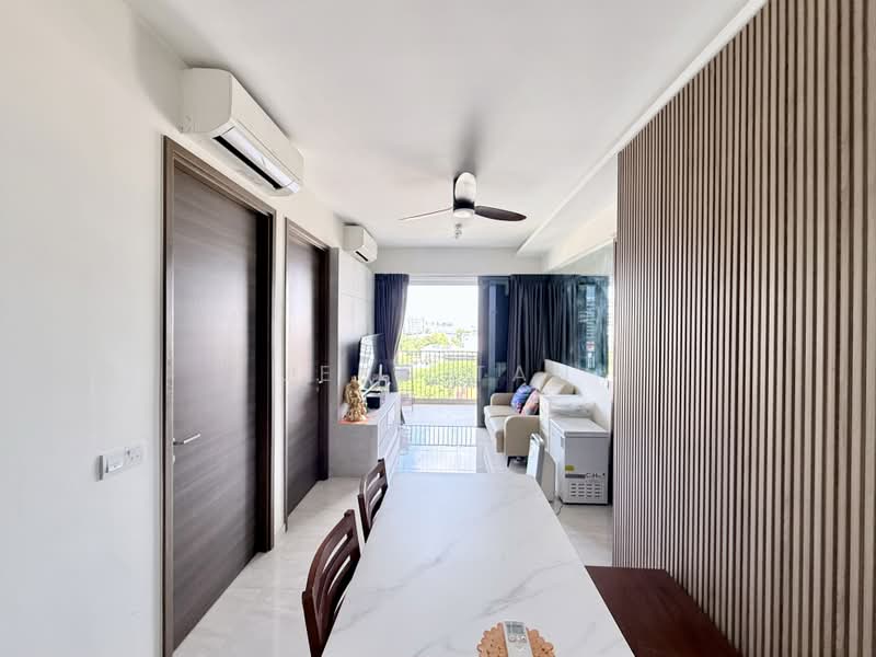 The Florence Residences, 89 Hougang Avenue 2, 2 Bedrooms, 667 sqft, Condominium For Sale, by Jenn Tan, 500186408 - Living Room - PropertyGuru.com.sg