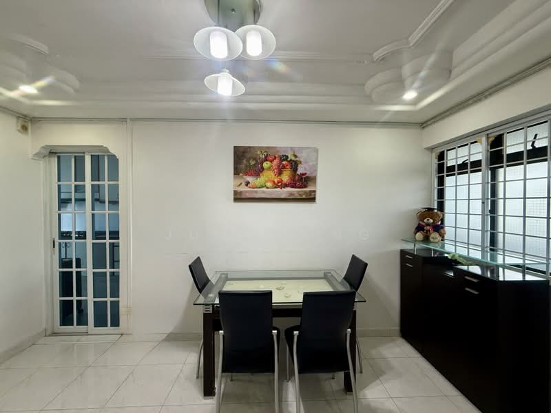 631 Woodlands Ring Road, 631 Woodlands Ring Road, 3 Bedrooms, 1,087 sqft, HDB Flat For Rent, by Justin Ng, 500186409 - Dining Room - PropertyGuru.com.sg