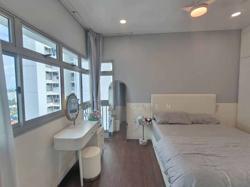 49 Strathmore Avenue, 49 Strathmore Avenue, 3 Bedrooms, 968 sqft, HDB Flat For Sale, by Mona Chen, 500186420 - Master Bedroom - PropertyGuru.com.sg