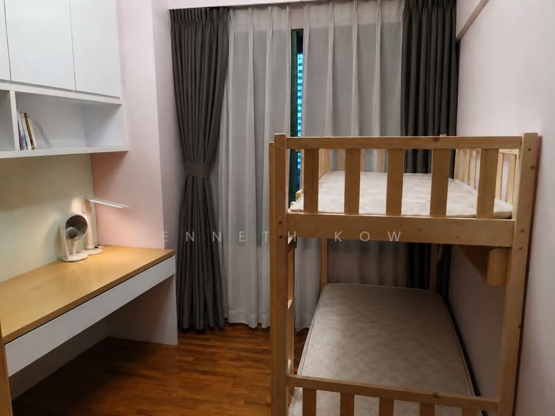 Palm Gardens, 2A Hong San Walk, Room Rental, 100 sqft, Condominium For Rent, by Kenneth Kow, 500186424 - Bedroom B - PropertyGuru.com.sg