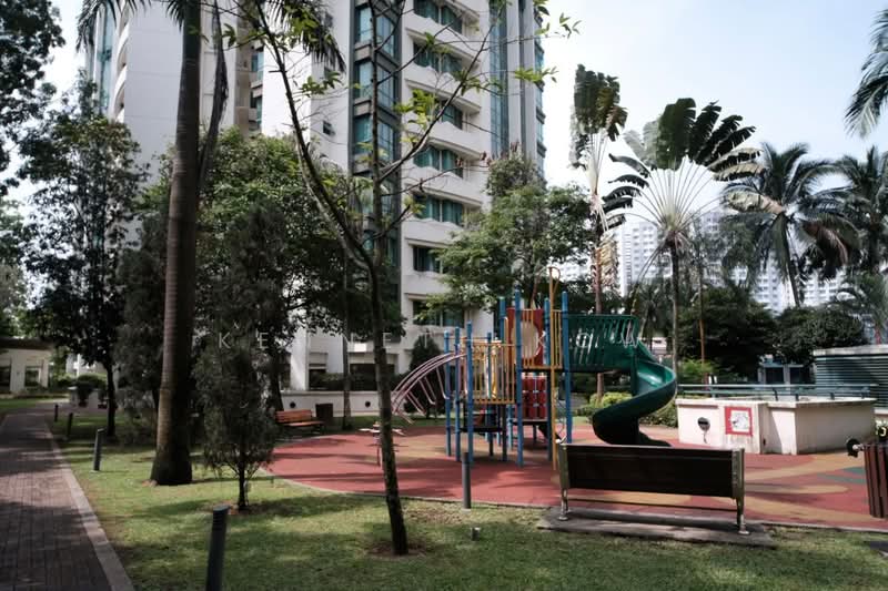 Palm Gardens, 2A Hong San Walk, Room Rental, 100 sqft, Condominium For Rent, by Kenneth Kow, 500186424 - Exterior - PropertyGuru.com.sg