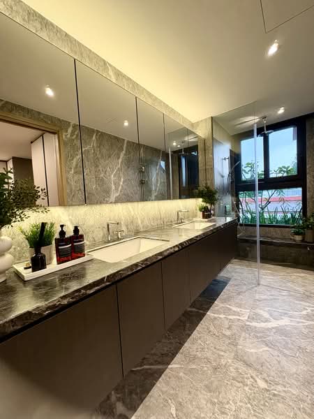 Fernhill Road, , 4 Bedrooms, 7,440 sqft, Semi-Detached House For Sale, by Daphne Tay 谢合宝, 500186441 - Bathroom - PropertyGuru.com.sg
