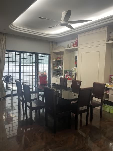 Hong Lee place, Hong Lee place, 6 Bedrooms, 3,800 sqft, Semi-Detached House For Sale, by Tan Alfred, 500186443 - Dining Room - PropertyGuru.com.sg