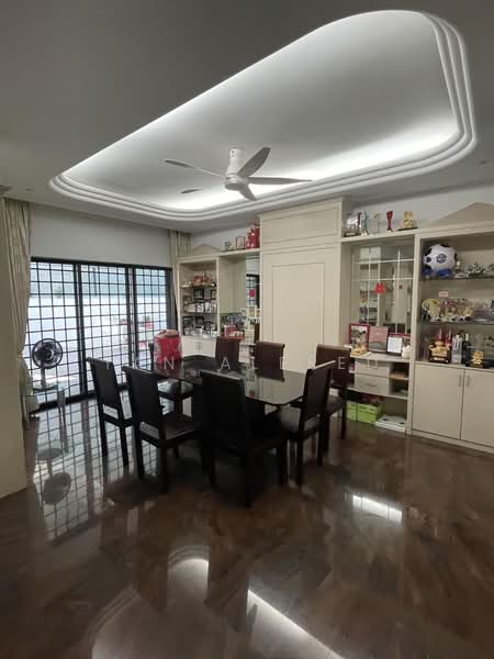 Hong Lee place, Hong Lee place, 6 Bedrooms, 3,800 sqft, Semi-Detached House For Sale, by Tan Alfred, 500186443 - Dining Room - PropertyGuru.com.sg