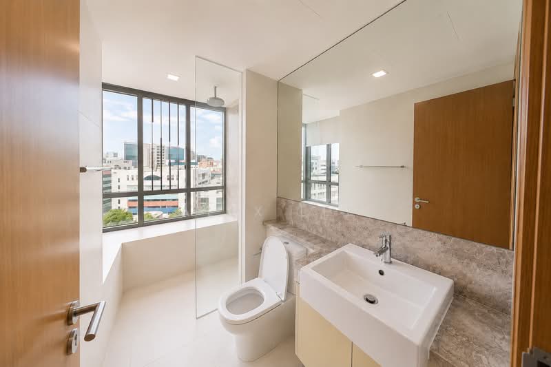 Oasis Garden, 55 Jalan Bunga Rampai, 2 Bedrooms, 1,033 sqft, Condominium For Rent, by Alex Lee, 500186445 - Master Bathroom - PropertyGuru.com.sg