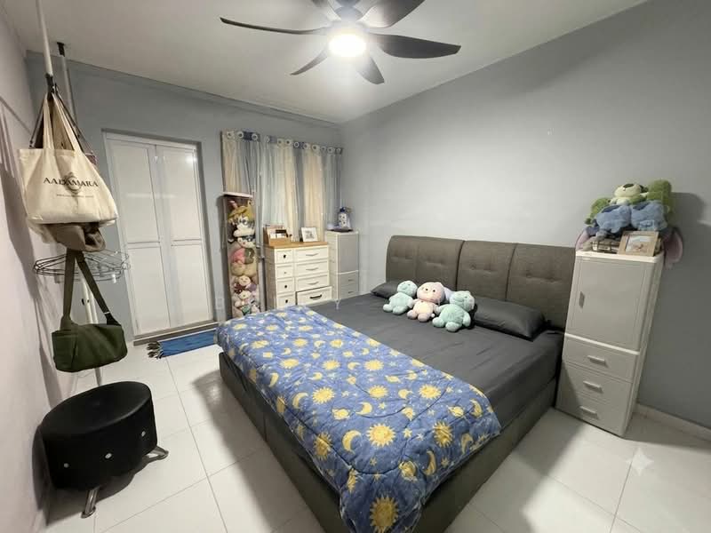 835 Woodlands Street 83, 835 Woodlands Street 83, 4 Bedrooms, 1,582 sqft, HDB Flat For Sale, by Billy Goh, 500186446 - Bedroom - PropertyGuru.com.sg