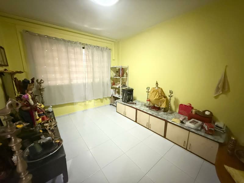 835 Woodlands Street 83, 835 Woodlands Street 83, 4 Bedrooms, 1,582 sqft, HDB Flat For Sale, by Billy Goh, 500186446 - Living Room - PropertyGuru.com.sg