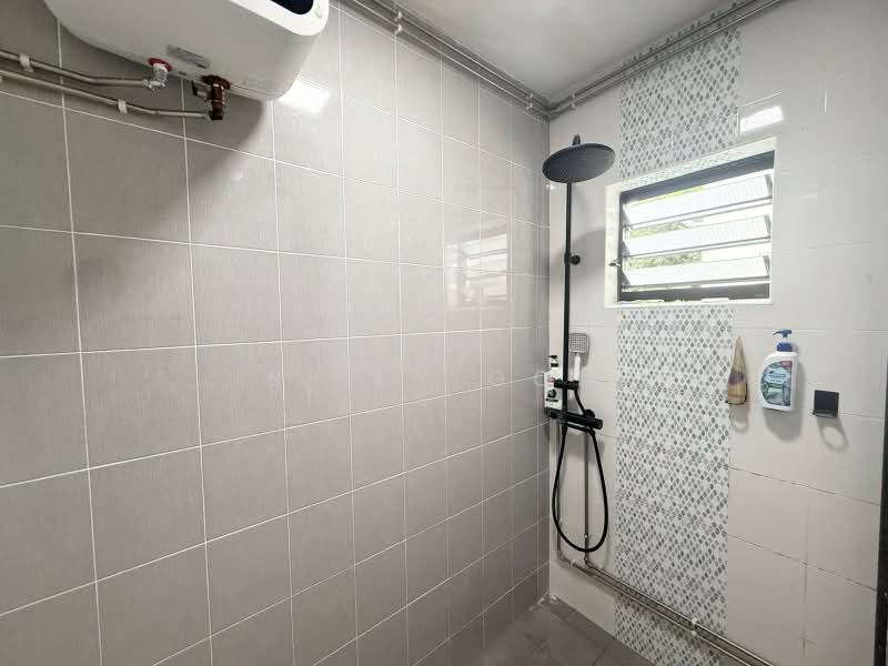 835 Woodlands Street 83, 835 Woodlands Street 83, 4 Bedrooms, 1,582 sqft, HDB Flat For Sale, by Billy Goh, 500186446 - Bathroom - PropertyGuru.com.sg