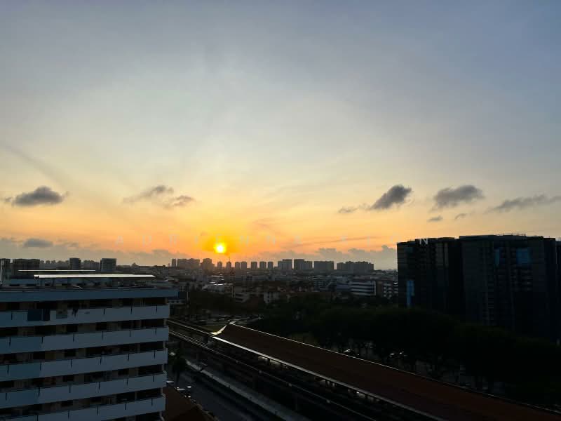 31 Eunos Crescent, 31 Eunos Crescent, 3 Bedrooms, 968 sqft, HDB Flat For Sale, by Adrienna Keon, 500186448 - Master Bedroom Sunrise View - PropertyGuru.com.sg
