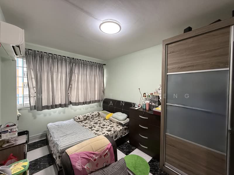 122 Teck Whye Lane, 122 Teck Whye Lane, 3 Bedrooms, 1,108 sqft, HDB Flat For Sale, by Melvin Tan Meng Liang, 500186449 - Bedroom - PropertyGuru.com.sg