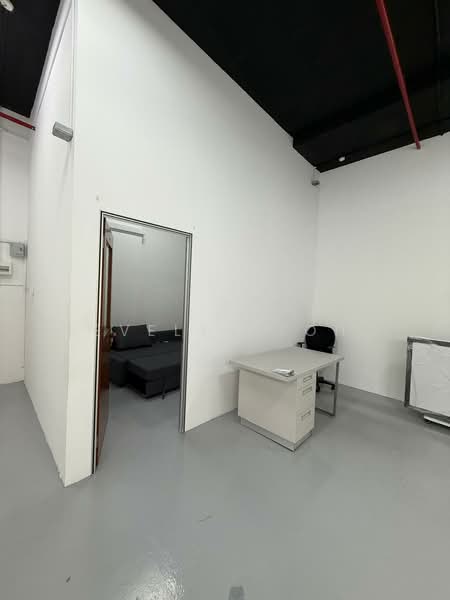 Toh Guan Centre, 21 Toh Guan Road East, 1,200 sqft, Factory / Workshop (B2) For Rent, by Evelyn Toh, 500186451 - Interior - CommercialGuru.com.sg