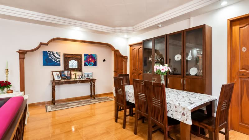 657 Hougang Avenue 8, 657 Hougang Avenue 8, 3 Bedrooms, 1,291 sqft, HDB Flat For Sale, by Avril Bin, 500186470 - Dining Room - PropertyGuru.com.sg