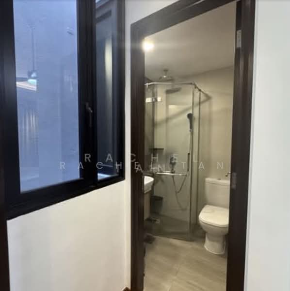 NottingHill Suites, 29A Toh Tuck Road, 1 Bedroom, 786 sqft, Apartment For Sale, by Rachel Tan, 500186478 - Bathroom - PropertyGuru.com.sg