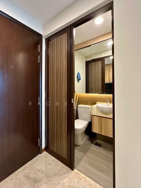 NottingHill Suites, 29A Toh Tuck Road, 1 Bedroom, 786 sqft, Apartment For Sale, by Rachel Tan, 500186478 - Powder room - PropertyGuru.com.sg