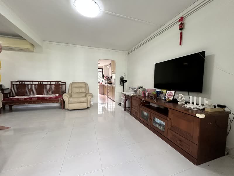 909 Jurong West Street 91, 909 Jurong West Street 91, 4 Bedrooms, 1,313 sqft, HDB Flat For Sale, by Patrick Ang, 500186487 - Living Room - PropertyGuru.com.sg