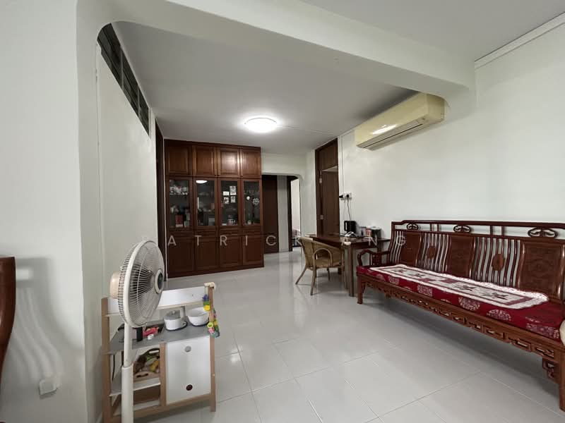 909 Jurong West Street 91, 909 Jurong West Street 91, 4 Bedrooms, 1,313 sqft, HDB Flat For Sale, by Patrick Ang, 500186487 - Living Room - PropertyGuru.com.sg