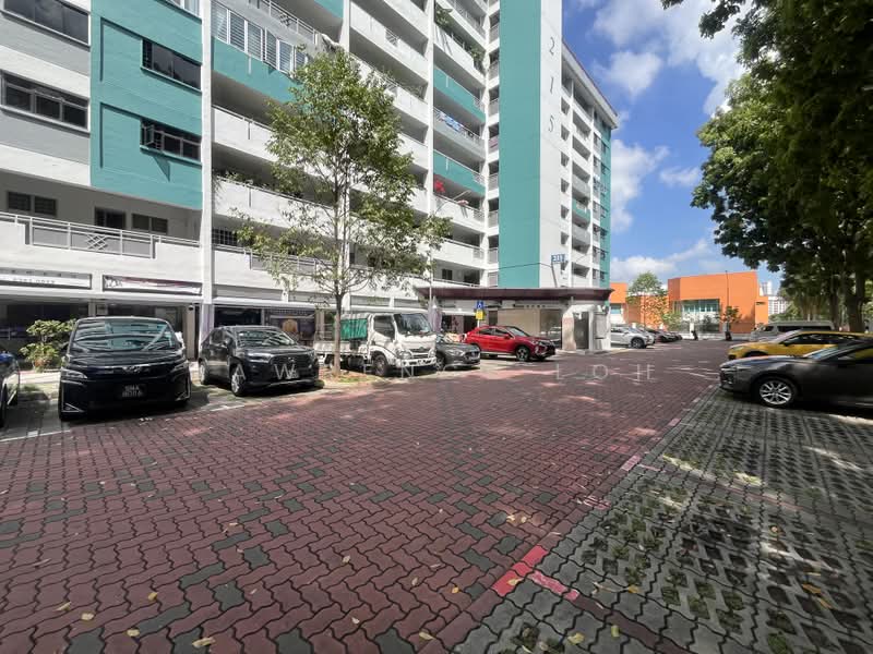 215 Ang Mo Kio Ave 1, Ang Mo Kio Avenue 1, Ang Mo Kio / Bishan / Thomson, 1,431 sqft, Shop / Shophouse For Sale, by Lawrence Loh, 500186507 - Exterior - CommercialGuru.com.sg