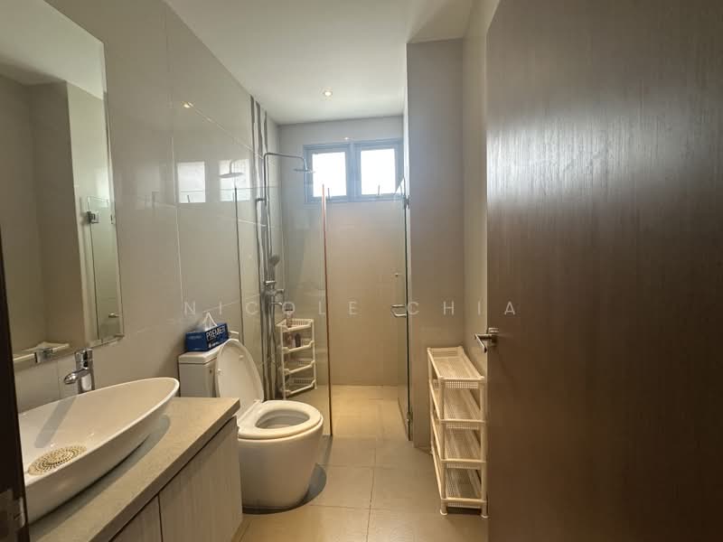 Seletar Hills Estate, Jalan Sindor, 5 Bedrooms, 5,500 sqft, Semi-Detached House For Sale, by Nicole Chia, 500186508 - Bathroom - PropertyGuru.com.sg