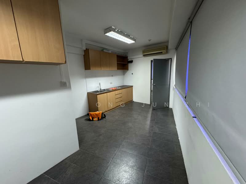 LHK2 Building, 76 Playfair Road, 2,583 sqft, Light Industrial (B1) For Rent, by Mario Ong Jun Zhi, 500186512 - Kitchen - CommercialGuru.com.sg