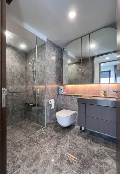 Avenue South Residence, 13 Silat Avenue, 4 Bedrooms, 1,496 sqft, Condominium For Sale, by Tracy Lim, 500186521 - Bathroom - PropertyGuru.com.sg