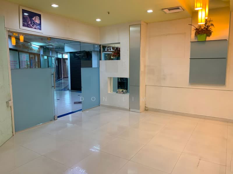 Bukit Timah Shopping Centre, 170 Upper Bukit Timah Road, 269 sqft, Mall Shop For Sale, by Don Lim, 500186525 - Interior - CommercialGuru.com.sg