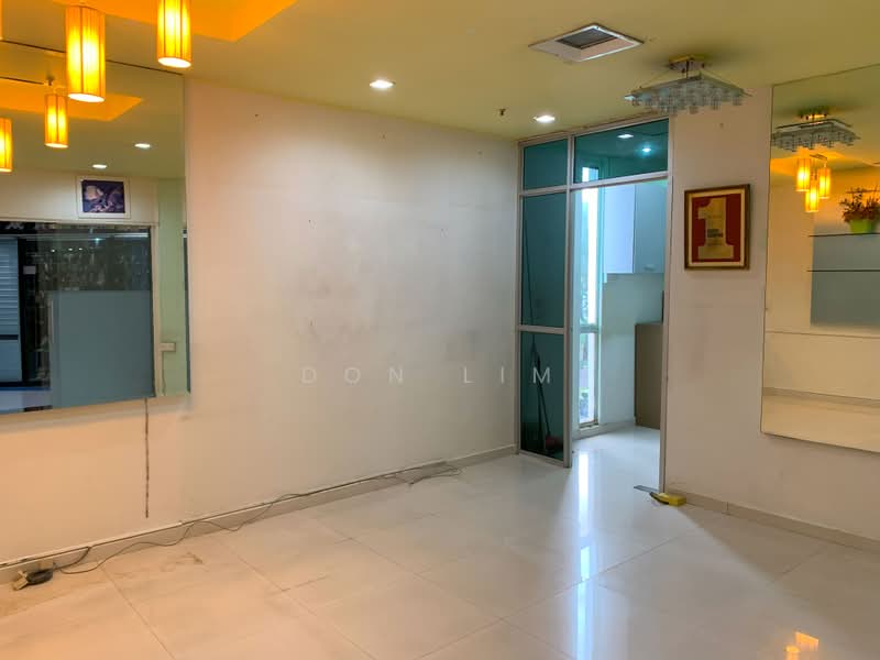 Bukit Timah Shopping Centre, 170 Upper Bukit Timah Road, 269 sqft, Mall Shop For Sale, by Don Lim, 500186525 - Interior - CommercialGuru.com.sg