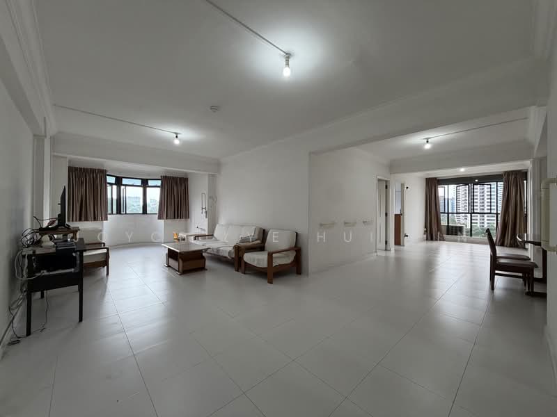 5 Farrer Road, 5 Farrer Road, 3 Bedrooms, 1,324 sqft, HDB Flat For Sale, by Joyce Lye Hui Xin, 500186533 - Living Room - PropertyGuru.com.sg