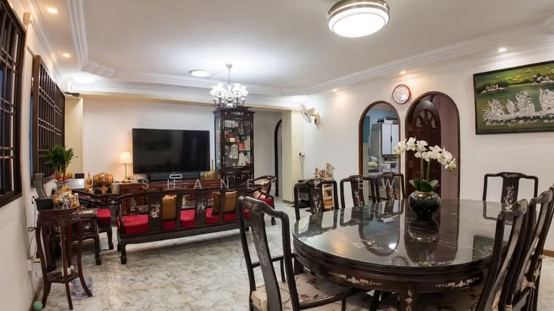 730 Tampines Street 71, 730 Tampines Street 71, 4 Bedrooms, 1,335 sqft, HDB Flat For Sale, by Shanel Liew, 500186535 - Living Room - PropertyGuru.com.sg