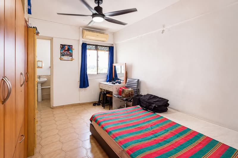 745 Yishun Street 72, 745 Yishun Street 72, 2 Bedrooms, 721 sqft, HDB Flat For Sale, by Terence Tan, 500186549 - Bedroom - PropertyGuru.com.sg