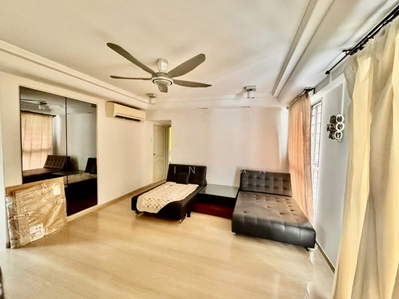 103 Henderson Crescent, 103 Henderson Crescent, 3 Bedrooms, 797 sqft, HDB Flat For Sale, by Julin Tan, 500186553 - Living Room - PropertyGuru.com.sg