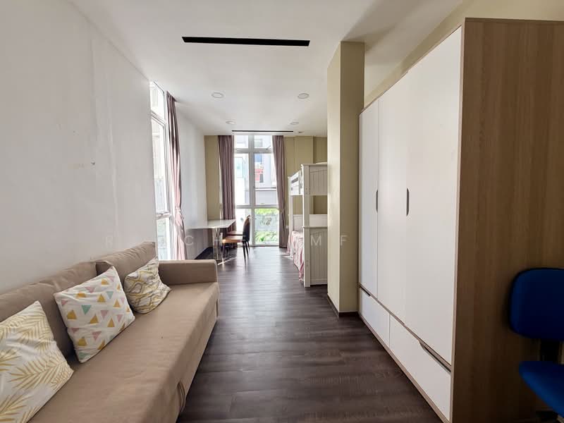 Rare Sea View / Park view detached, Pasir Ris Road, 6 Bedrooms, 8,000 sqft, Detached House For Sale, by Raycher MF Lim, 500186555 - Living Room - PropertyGuru.com.sg