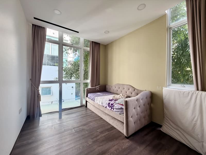 Rare Sea View / Park view detached, Pasir Ris Road, 6 Bedrooms, 8,000 sqft, Detached House For Sale, by Raycher MF Lim, 500186555 - Bedroom - PropertyGuru.com.sg