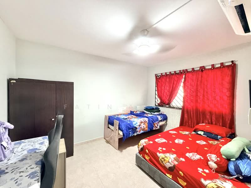 143 Petir Road, 143 Petir Road, 2 Bedrooms, 786 sqft, HDB Flat For Sale, by Fatin Amira, 500186559 - Bedroom - PropertyGuru.com.sg