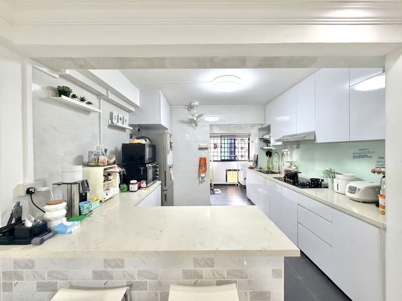 703 Tampines Street 71, 703 Tampines Street 71, 3 Bedrooms, 1,076 sqft, HDB Flat For Sale, by Fatin Amira, 500186565 - Kitchen - PropertyGuru.com.sg