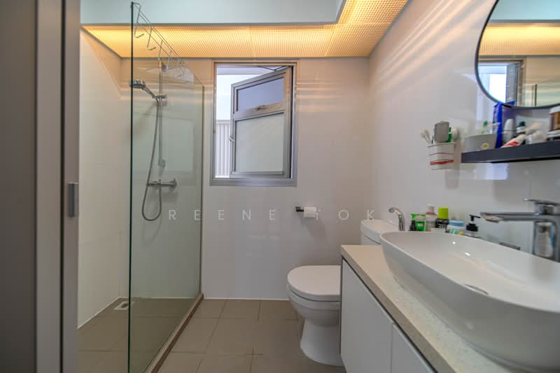 153C Bedok South Road, 153C Bedok South Road, 3 Bedrooms, 1,001 sqft, HDB Flat For Sale, by Reene Tok, 500186573 - Bathroom - PropertyGuru.com.sg