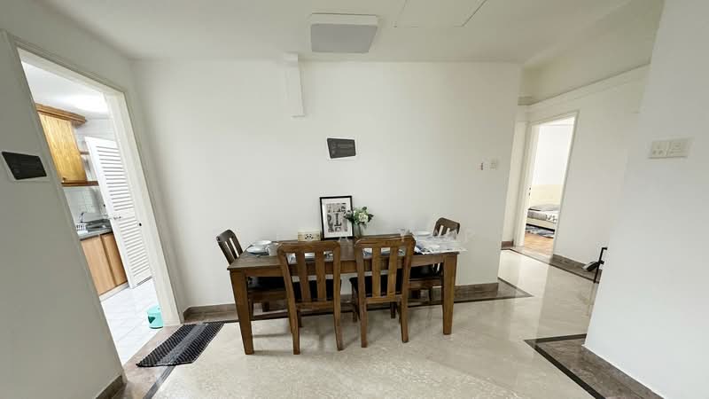 The Regalia, 2 River Valley Close, Room Rental, 100 sqft, Apartment For Rent, by Erica Yap, 500186576 - Dining Room - PropertyGuru.com.sg