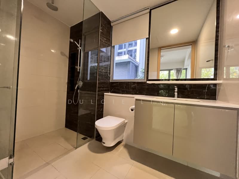 Bartley Ridge, 42 Mount Vernon Road, 4 Bedrooms, 1,249 sqft, Condominium For Rent, by Dulcie Liu, 500186596 - Bathroom - PropertyGuru.com.sg