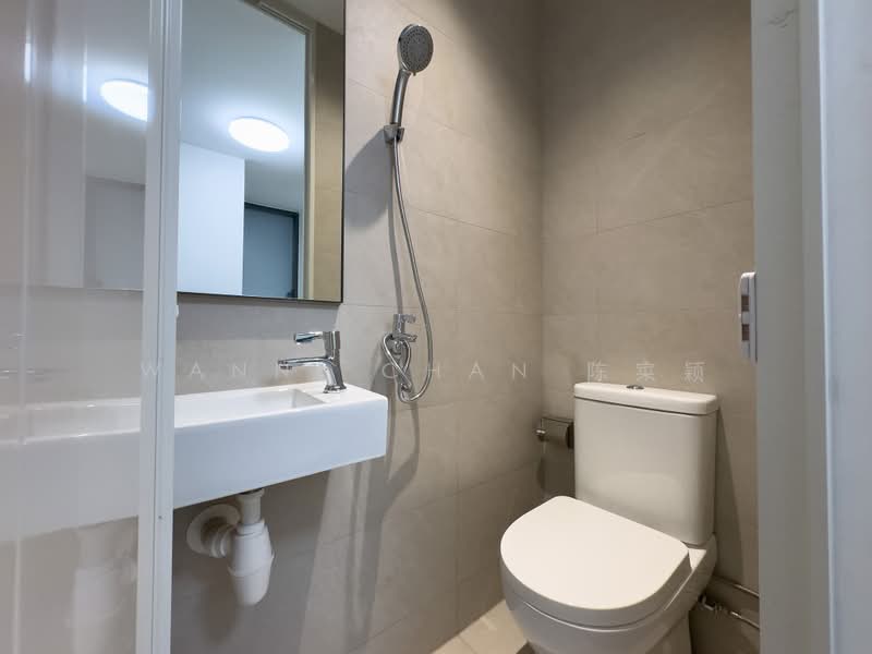 Riviere, 3 Jiak Kim Street, 3 Bedrooms, 1,507 sqft, Condominium For Sale, by Wanni Chan 陈寀颖, 500186625 - Common Bathroom - PropertyGuru.com.sg